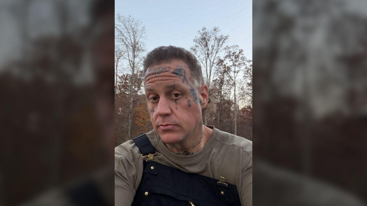 Photo of Jelly Roll said he feels like a 'whole different human' after losing 300 pounds.