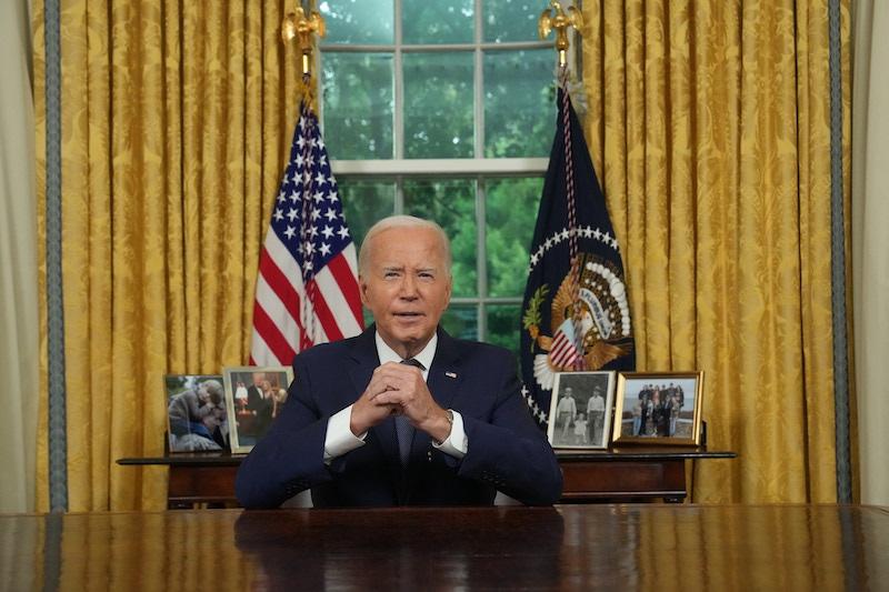 piers morgan urges biden step down