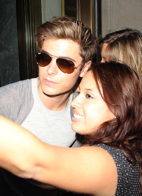 2010__07__Zac_Efron_July26_201.jpg