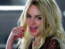 2009__08__britney_spears_vid_081010_2 225×171.jpg