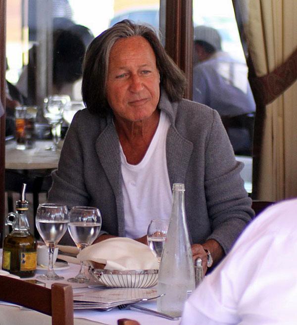 mohamed hadid bella anwar lyme disease update