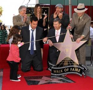 2011__02__adam_sandler_feb1_252 300&#215;291.jpg