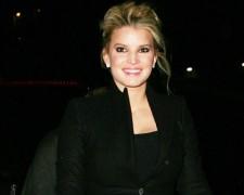 2009__12__fp_simpson_jessica_6 225×180.jpg