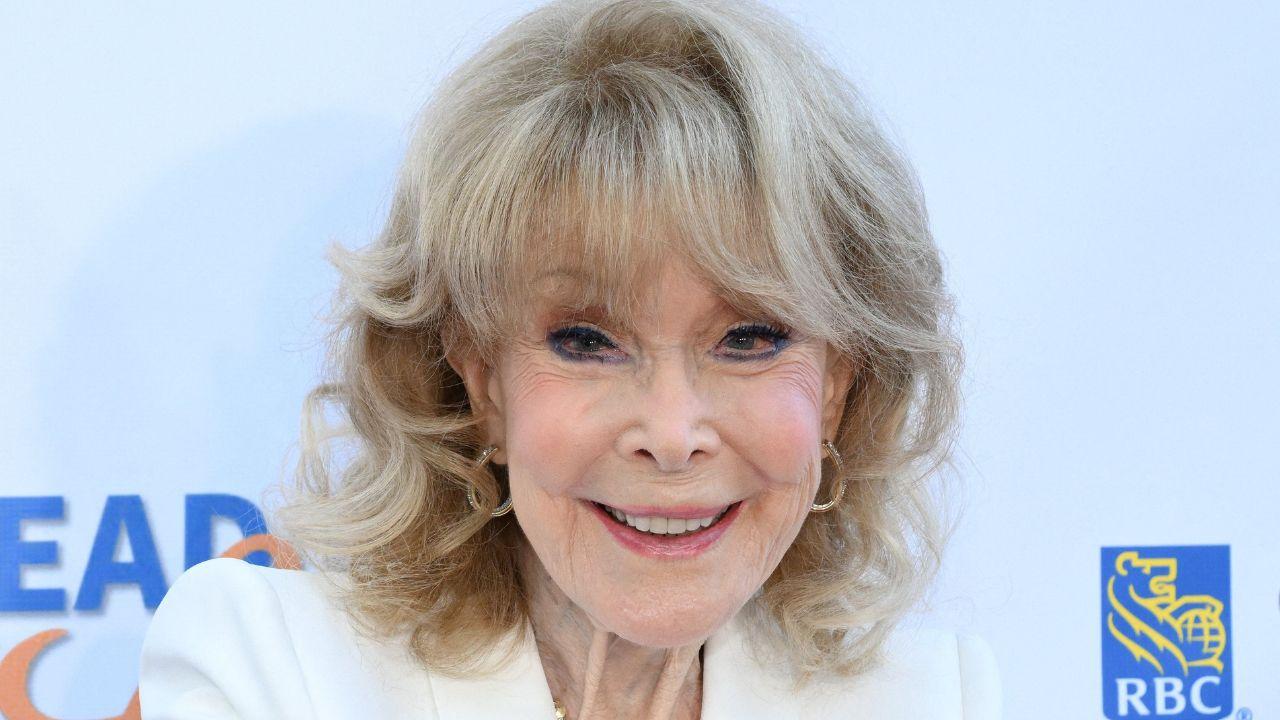 Photo of Barbara Eden.