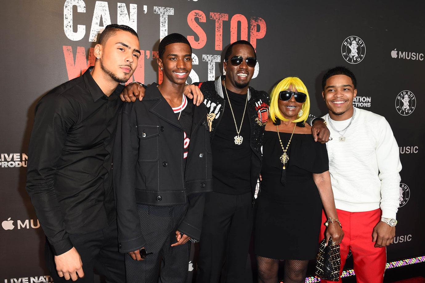 Diddy With His Sons And His Mom