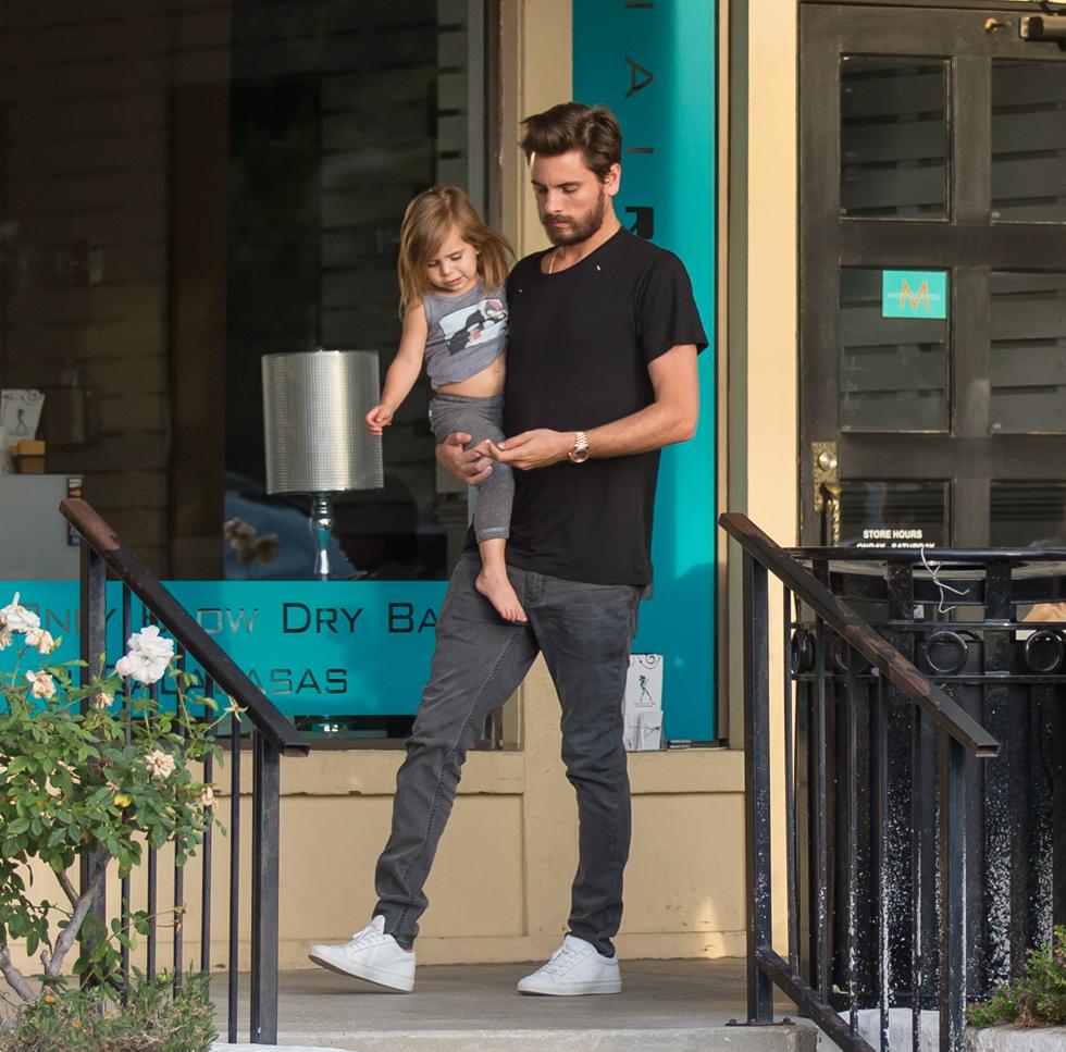 EXCLUSIVE: Scott Disick steps out for a sushi dinner with his kids Penelope and Mason Disick in Calabasas, California