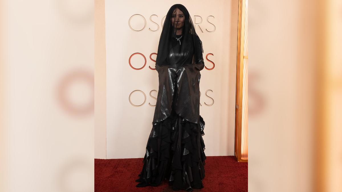 Photo of Choe Zhao was the second woman ever to win Best Director in 2020.