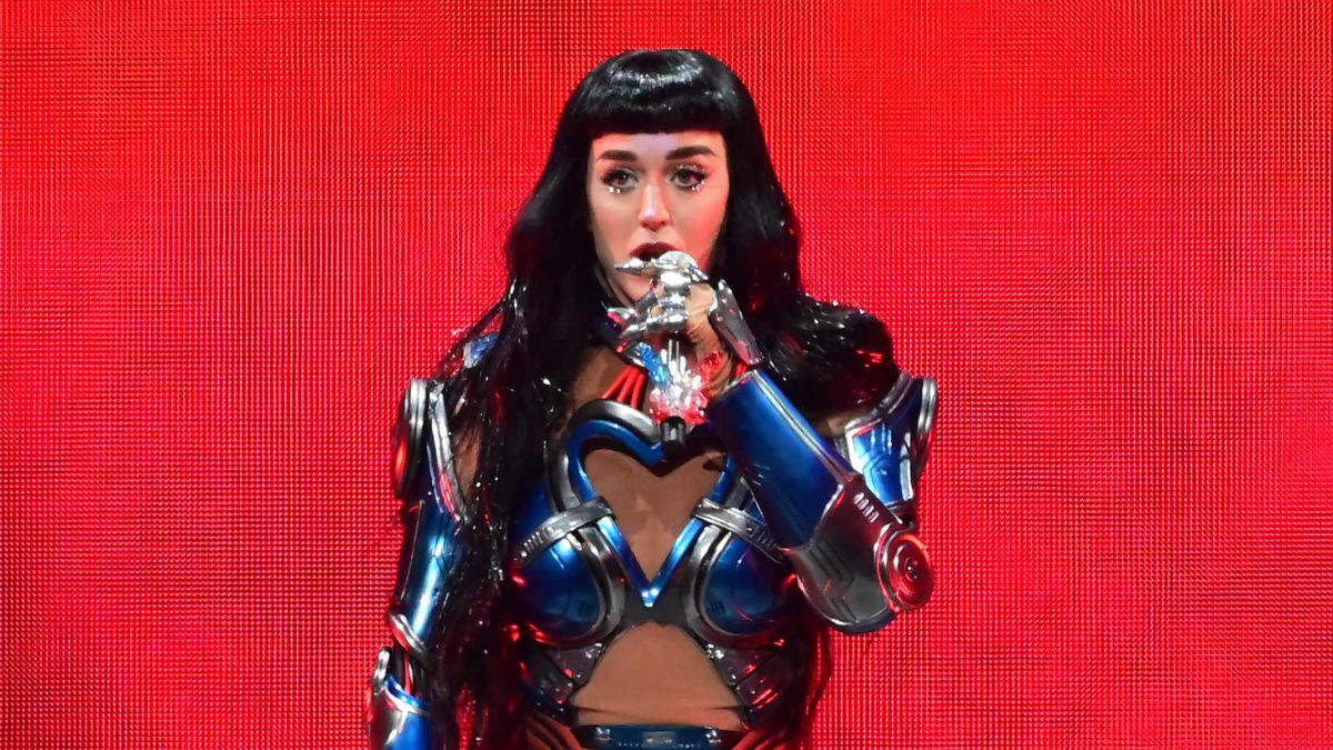 katy perry biggest scandals sexual assault allegations mom shaming
