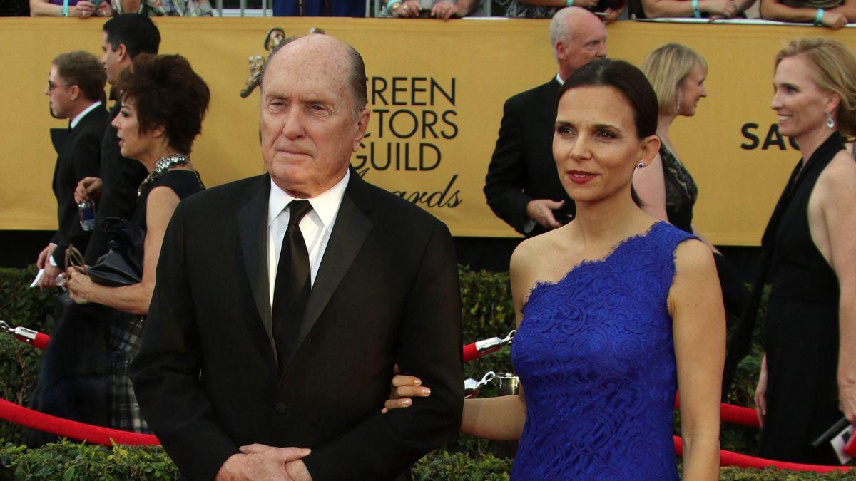 who is luciana pedraza meet robert duvall wife widow