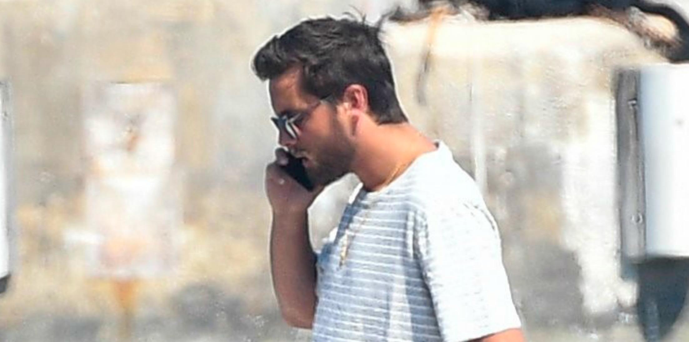 PICS] Scott Disick Finally Says Goodbye To His Bikini Babes In Cannes