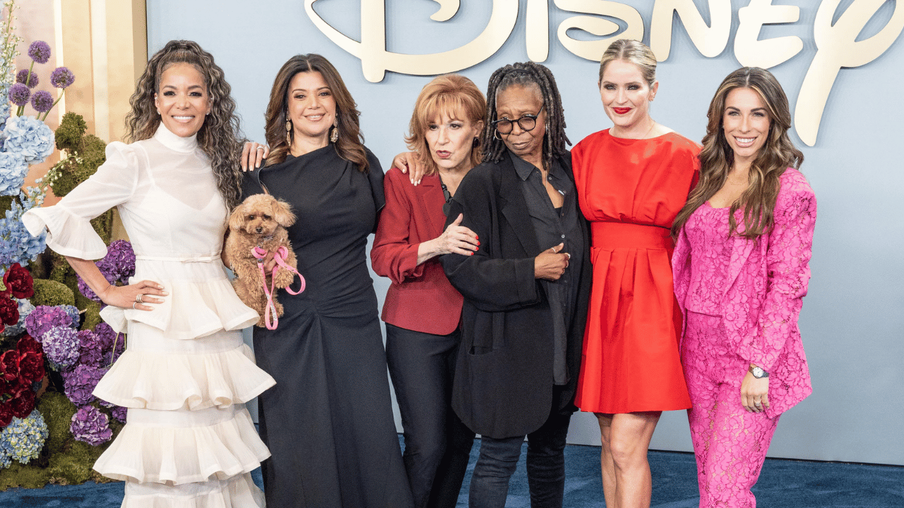 Sunny Hostin; Ana Navarro; Joy Behar; Whoopi Goldberg ; Sara Haines; Alyssa Farah Griffin 