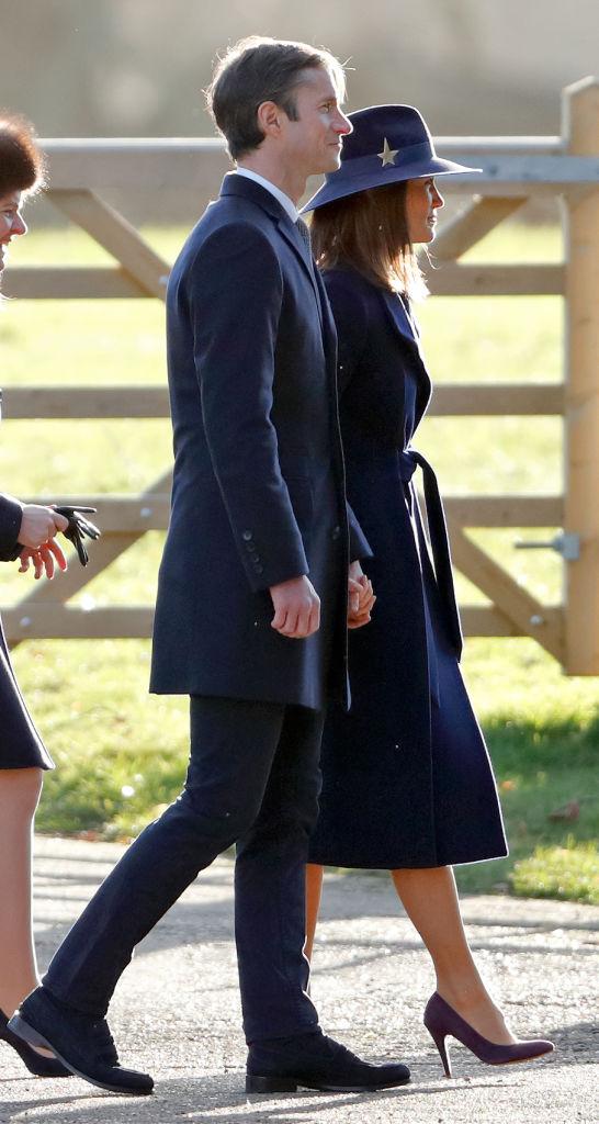 pregnant kate middleton sister pippa church pics 06