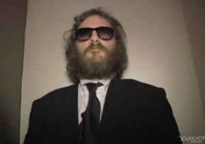 2010__08__Joaquin_Phoenix_Aug17newsne 300×211.jpg