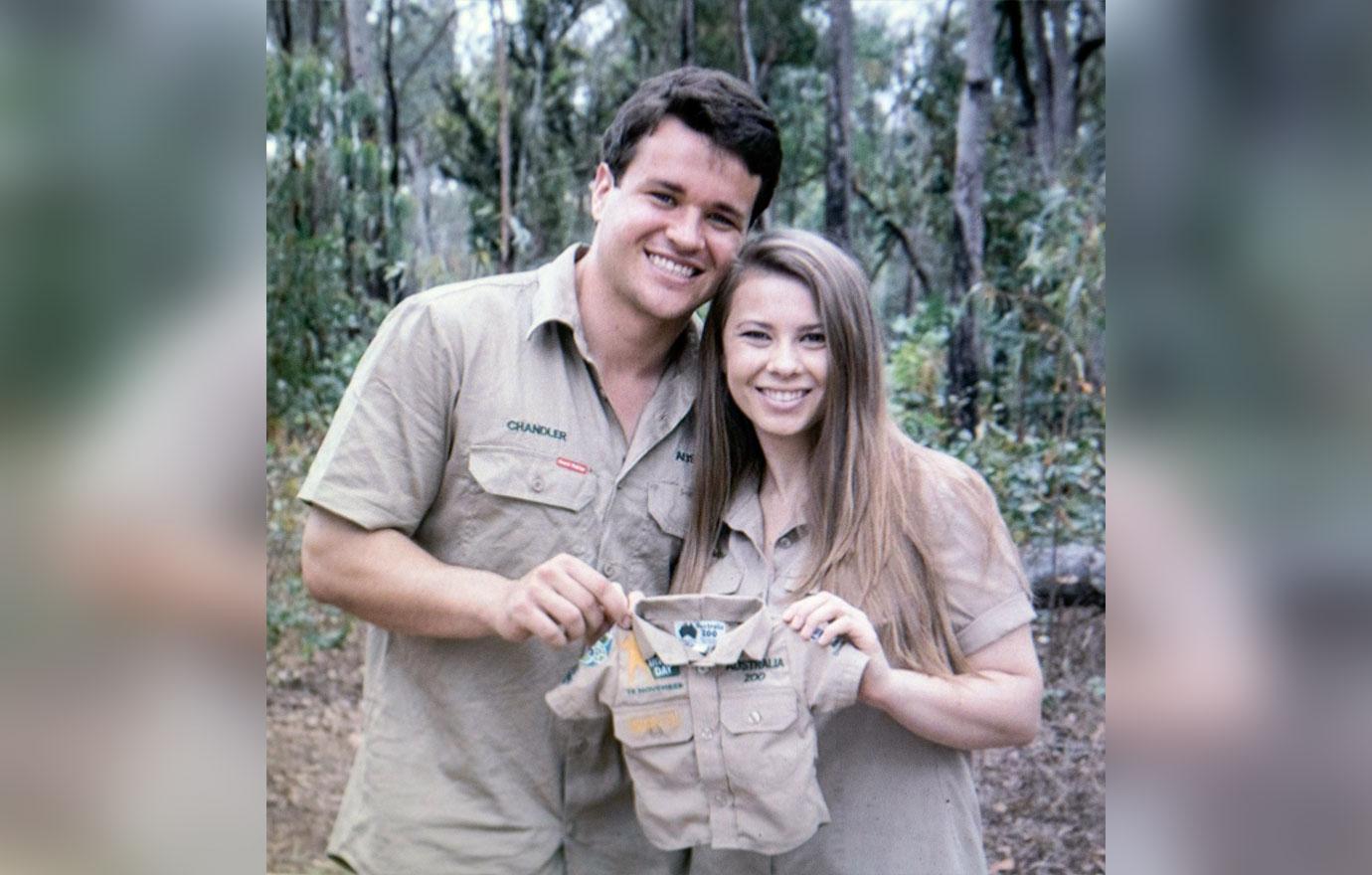 //bindi irwin chandler powell pregnant with twins