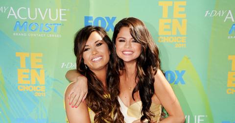 2011__08__Demi_Lovato_Selena_Gomez_Aug8_582.jpg