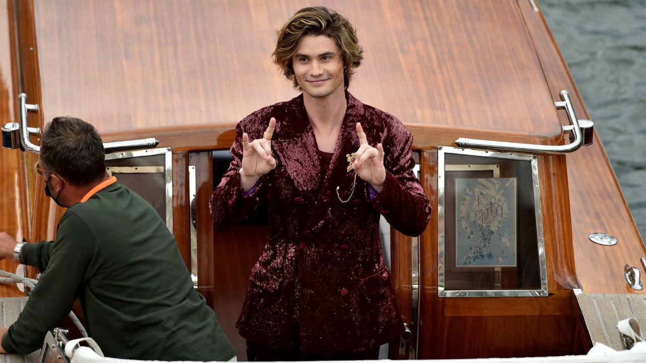 Image of Chase Stokes also opened up about his post-breakup, on-set dynamic with ex Madelyn Cline.
