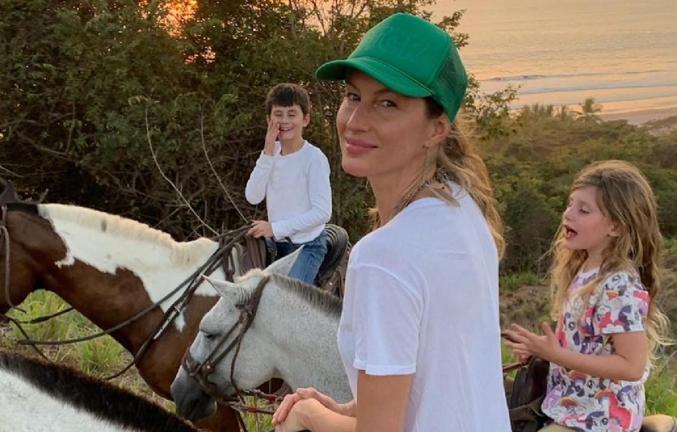 busy tom brady being great parent challenge gisele bundchen divorce