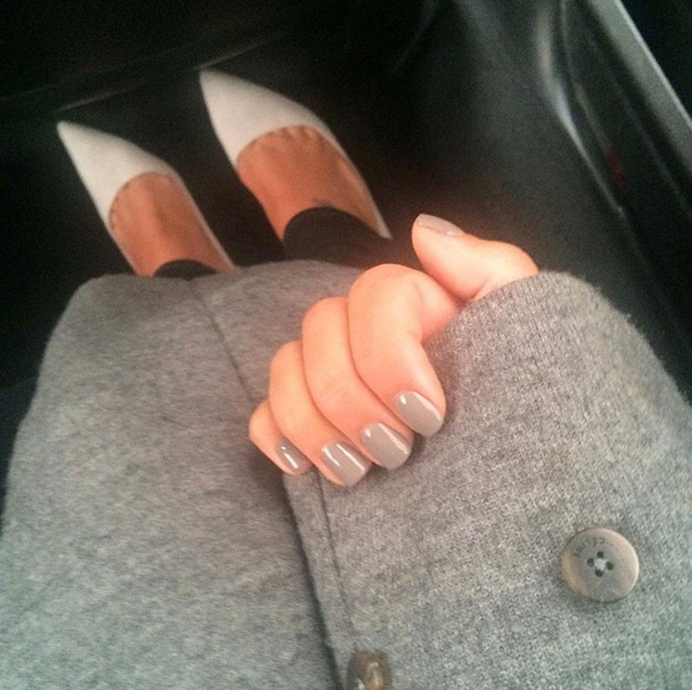 Naya rivera grey jacket instagra,