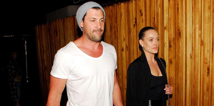 Maksim chmerkovskiy peta murgatroyd pregnant first child