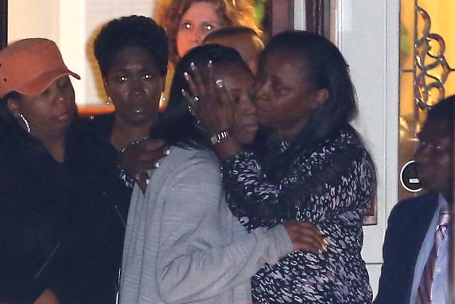 Bobbi Kristina Brown Passes At 22: Her Family Members' Reactions After ...