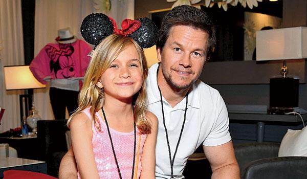 Mark-Wahlberg-Overprotective-Father