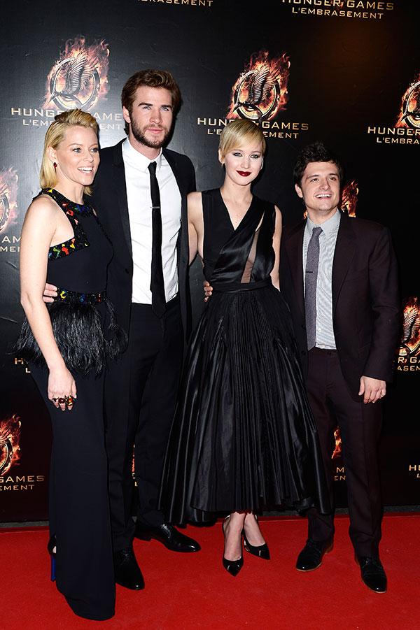 jennifer lawrence catching fire dress