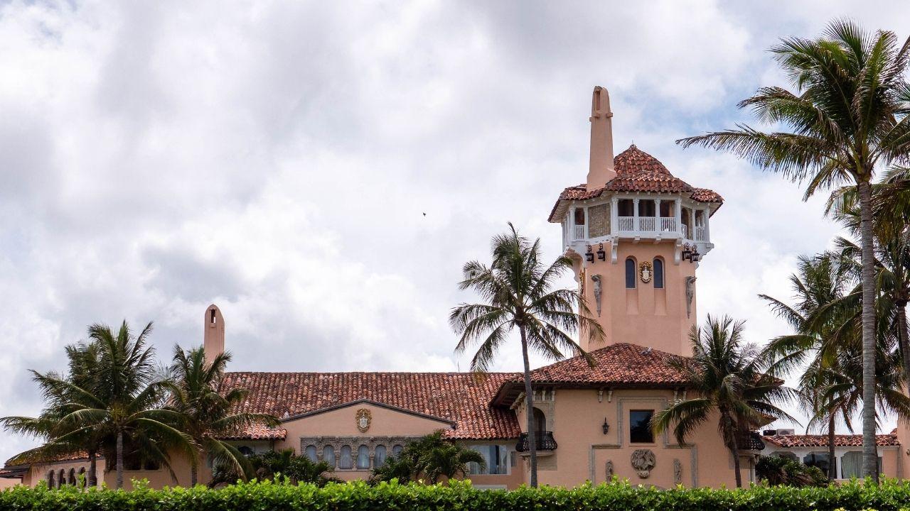 Image of the 2022 Mar-a-Lago search is cited as a precedent in the fight over Ilhan Omar's sealed warrant records.
