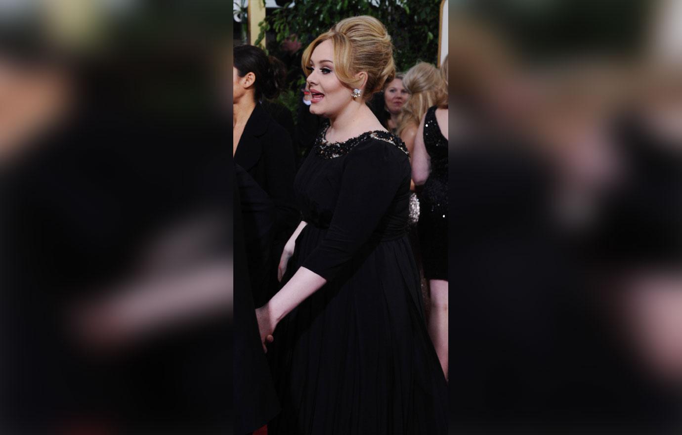 Adele Shows Off Toned Figure In Activewear Ensemble