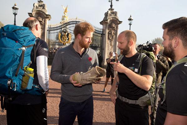 Prince harry cries meeting veterans buckingham palace