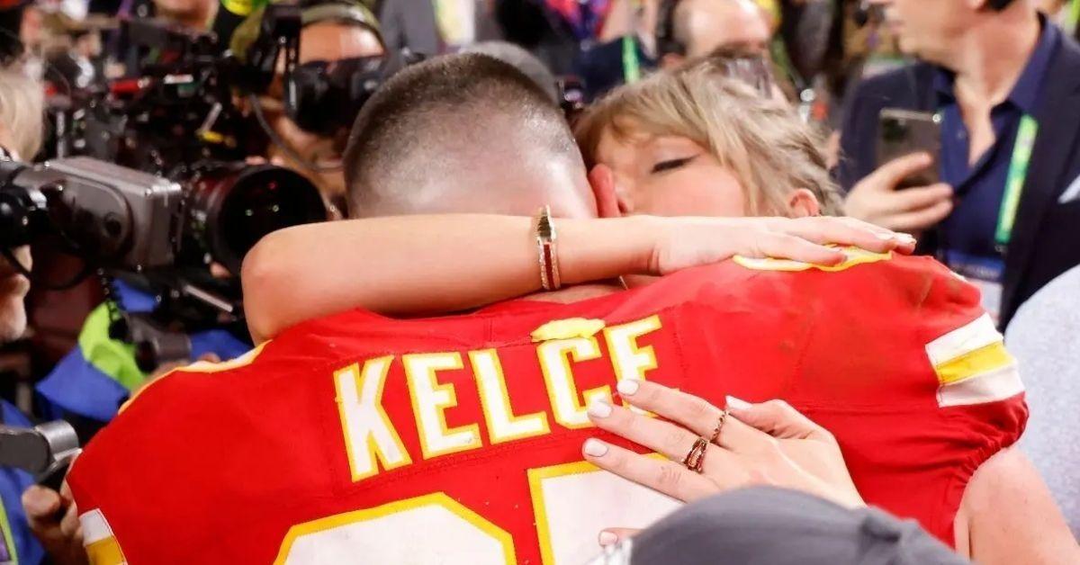 Photo of Taylor Swift and Travis Kelce