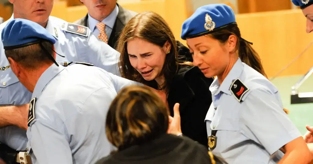 Amanda Knox Admits She Was 'Stripped Naked & Photographed' In Prison