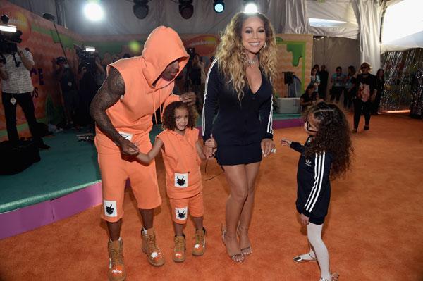 Mariah Carey and Nick Cannon Were Twinning with Monroe and Moroccan at  Kids' Choice Awards