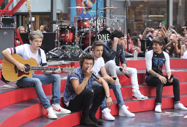 Super Bowl Performances One Direction