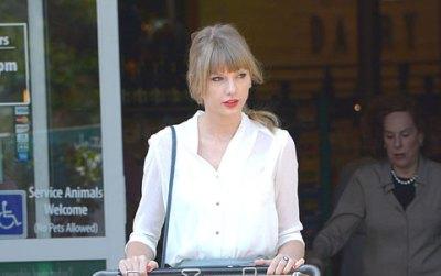 Ok_040313_news_taylor gallery_ _2