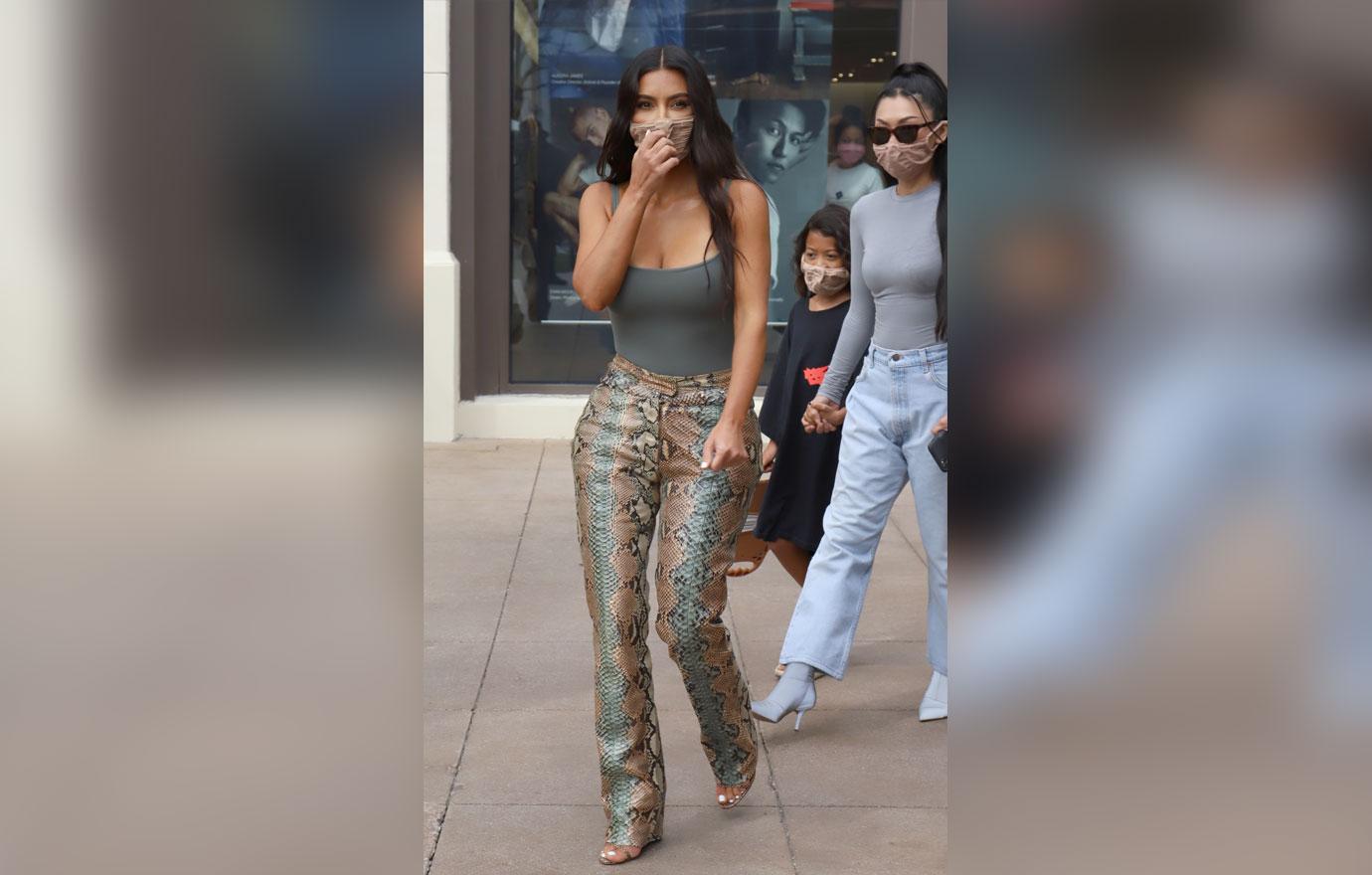 kim kardashian promotes skims at pop up in the grove