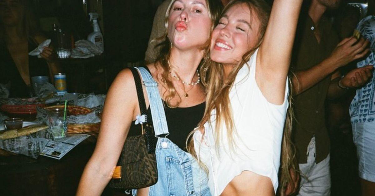 Image of Sydney Sweeney hung out at a bar with friends.