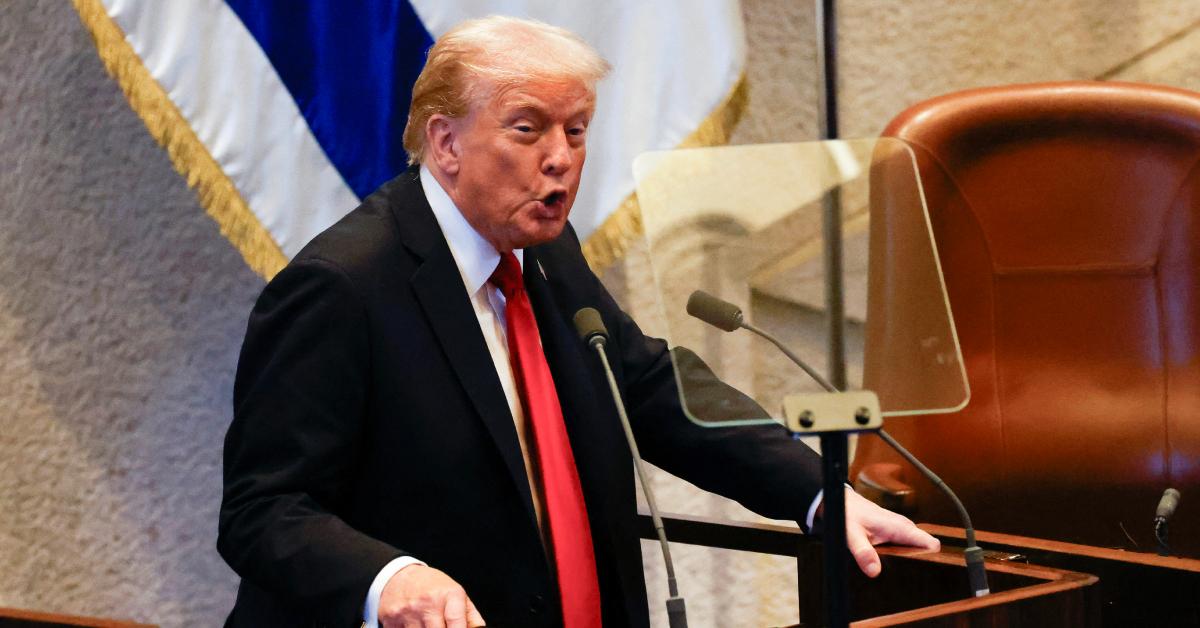 Image of Donald Trump praised Qatar for helping solidify a peace deal between Israel and Hamas.