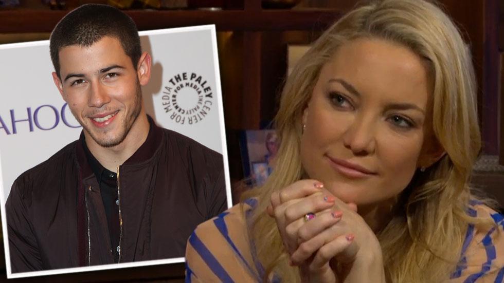 Kate hudson flustered wwhl nick joans