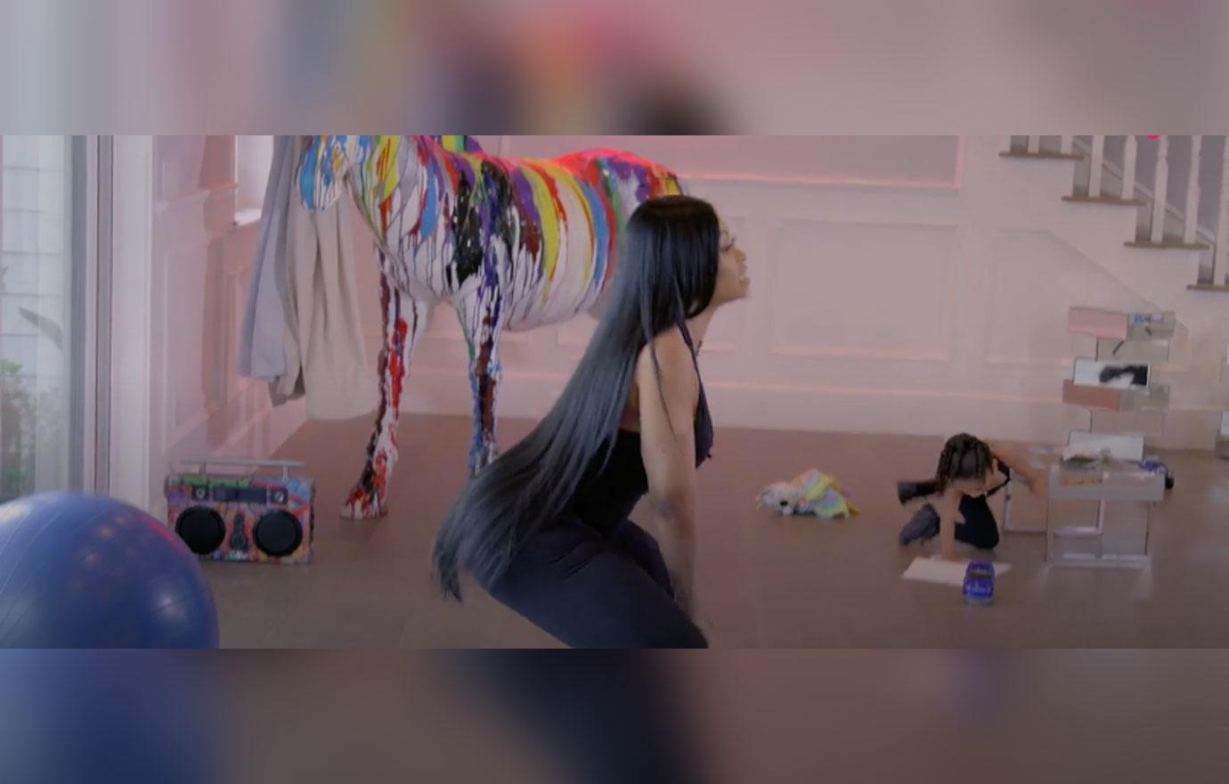 Blac Chyna Workouts With Daughter Dream In Cute Video