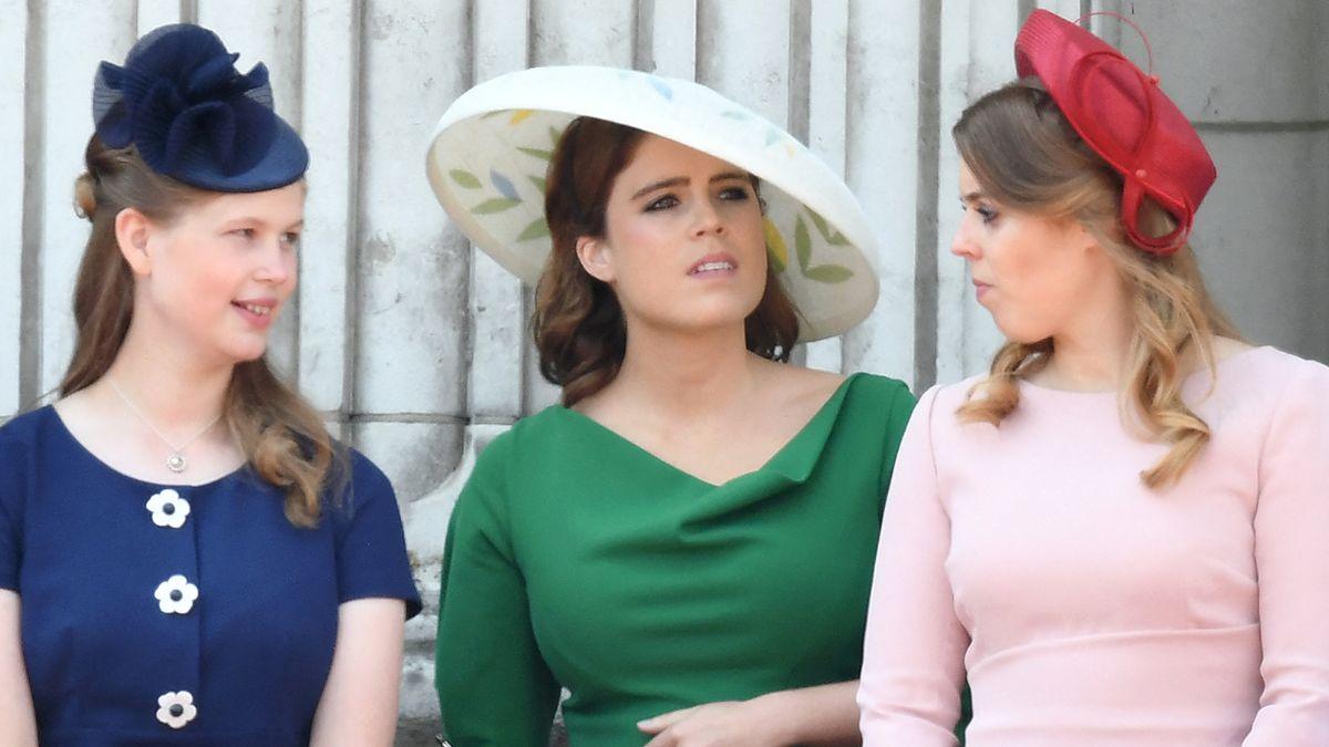 image of princesses beatrice and Eugenie
