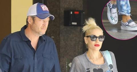 gwen stefani wears shoes blake sheltons face pics long