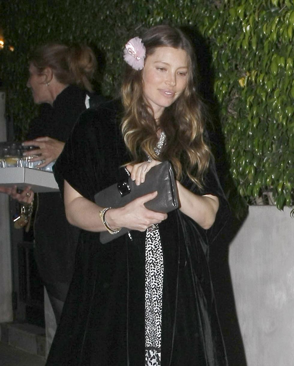 Exclusive&#8230; Pregnant Jessica Biel Celebrates Her Birthday With Justin Timberlake &#8211; NO INTERNET USE WITHOUT PRIOR AGREEMENT