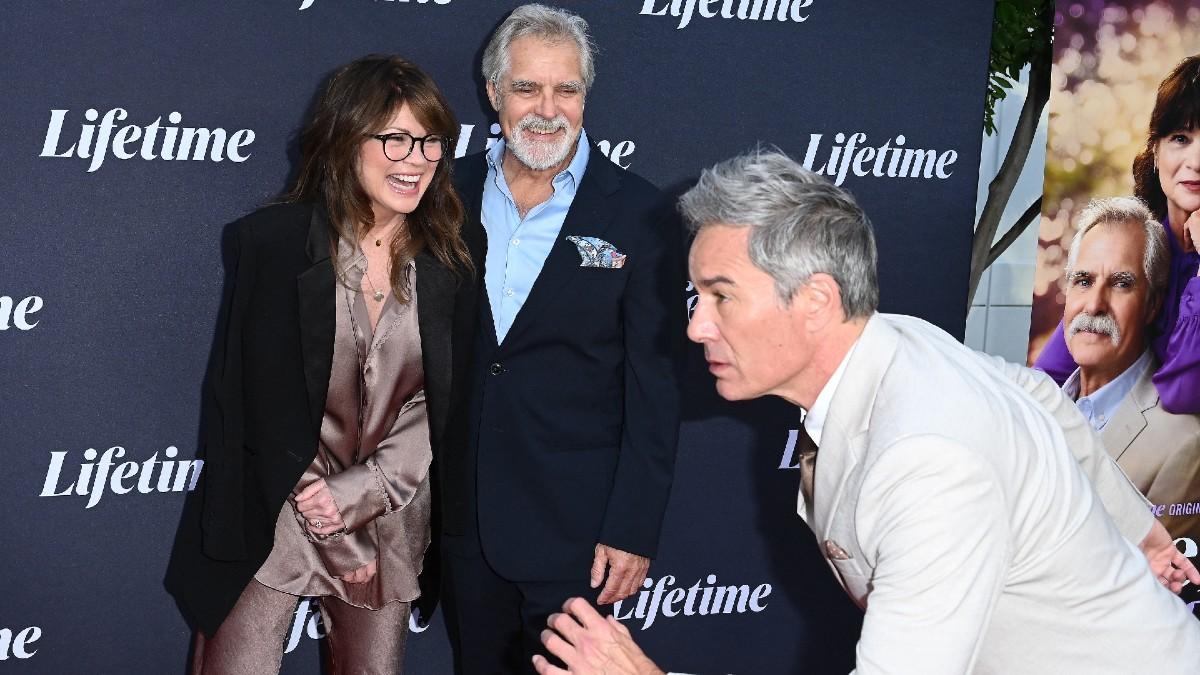 Photo of Valerie Bertinelli posed with her costar Henry Czerny on the red carpet.
