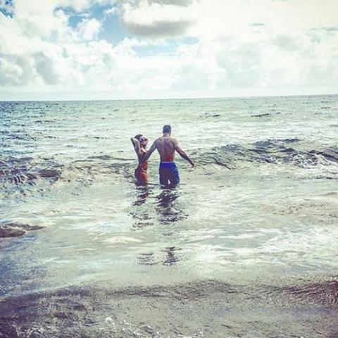 Chelsea Houska’s Fiancé Cole DeBoer Flaunts Six-Pack During Engagement