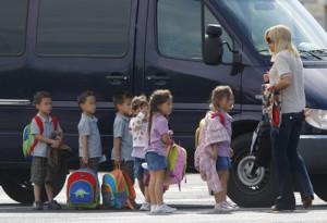 2010__05__Kate_Gosselin_May5_82 300×205.jpg