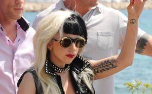 2011__05__gaga_may11_ 300×186.jpg