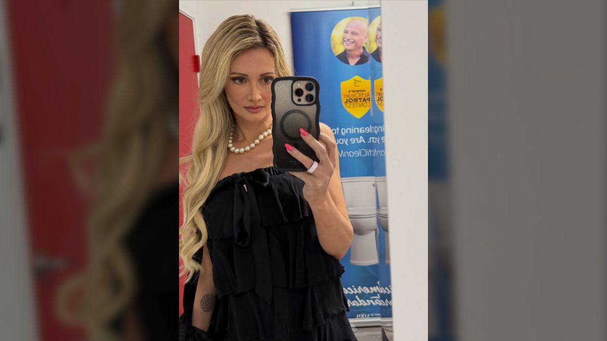 Photo of Holly Madison has been in two relationships since her 2019 divorce. 