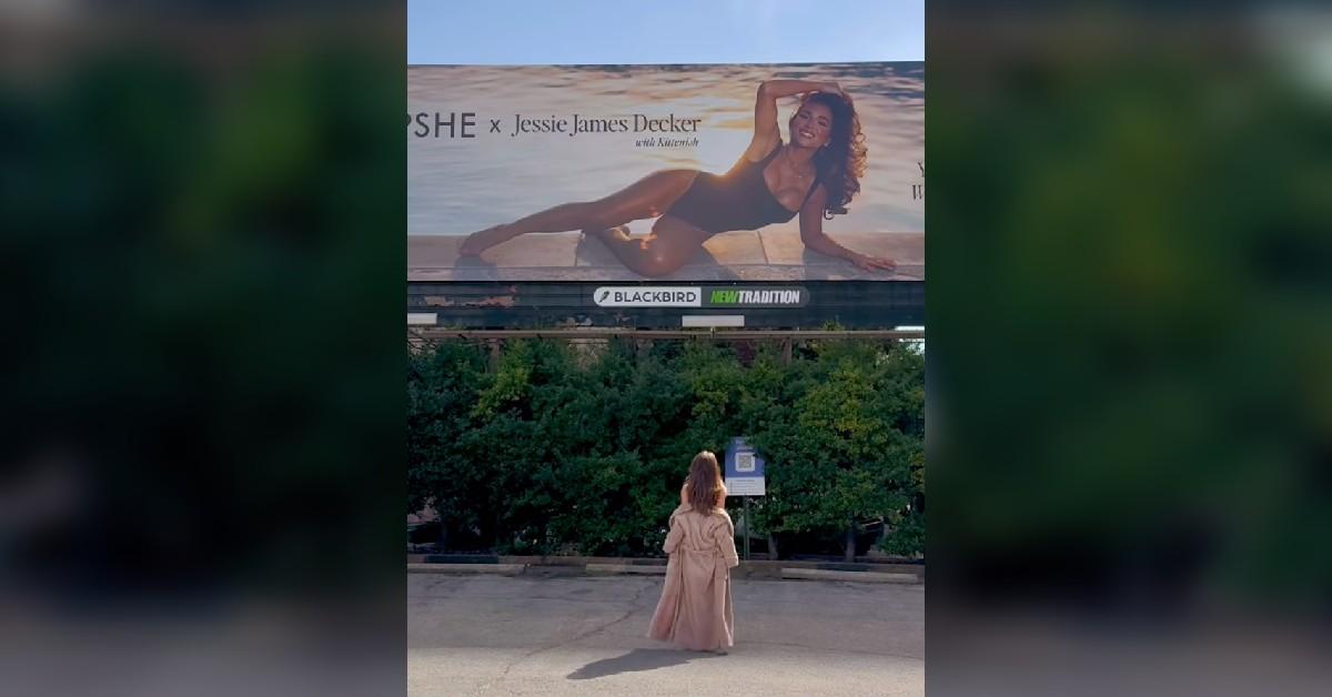 jessie james decker flaunts curves drops robe billboard watch