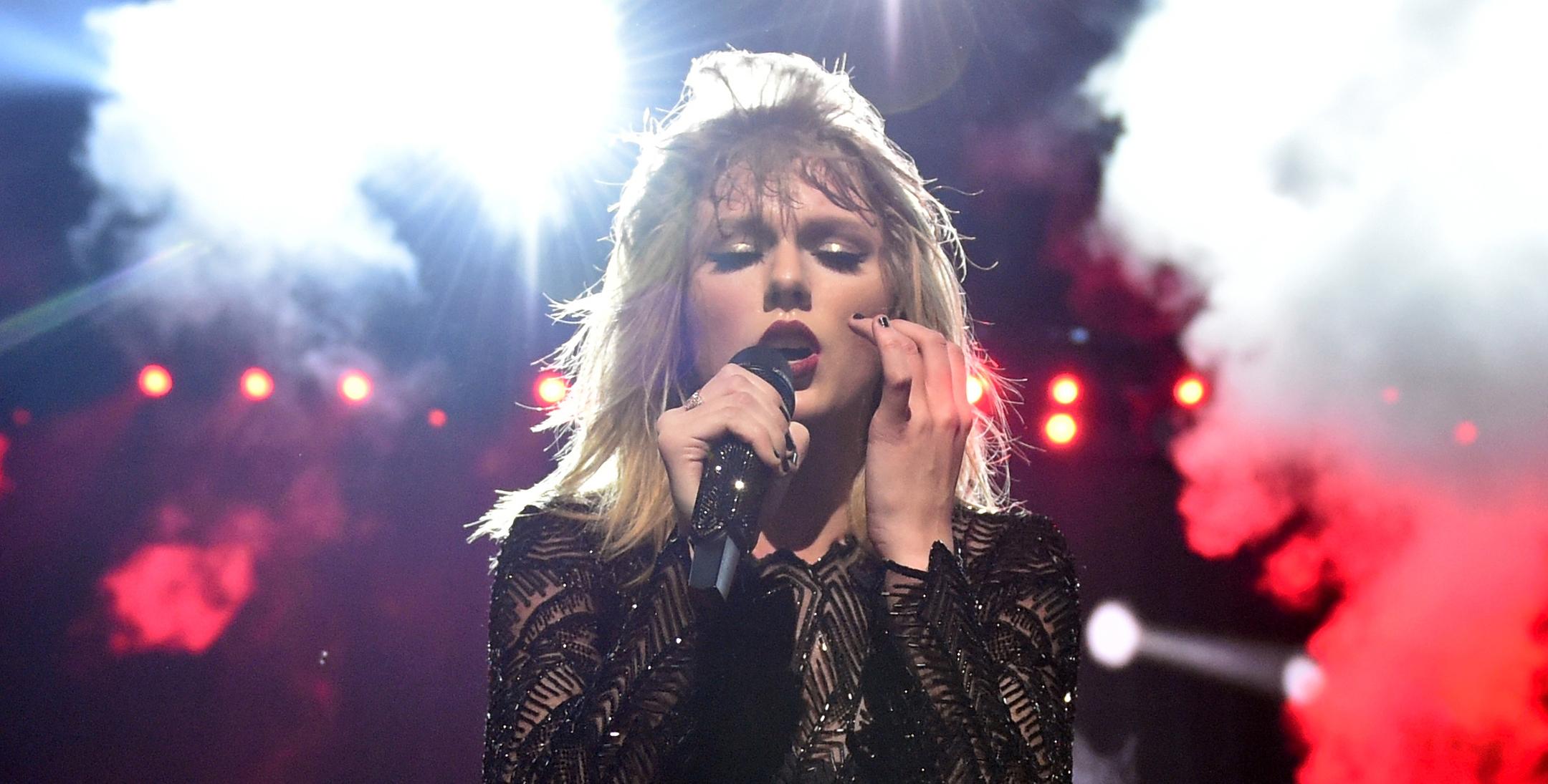 Taylor Swift Cries During Closing Arguments in Groping Trial