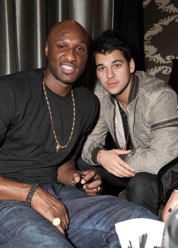 Rob kardashian visiting lamar odom rehab 02